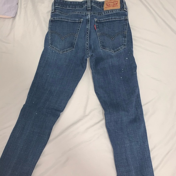 LEVIS DARK WASHED JEAN WITH PAINT SPLATTER DESIGN - Picture 3 of 4